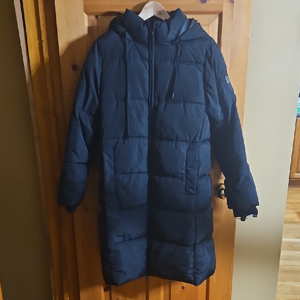 Suzy Shier Black Quilted Snow Jacket
